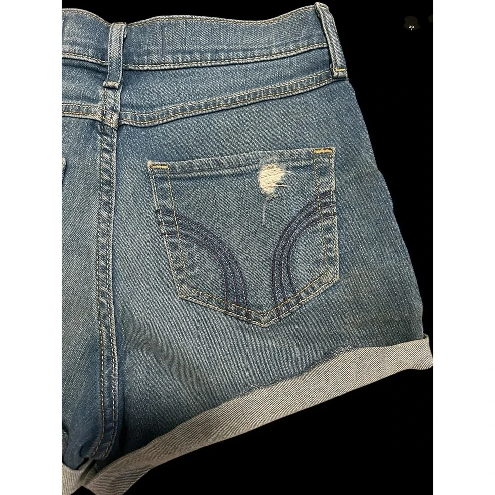 Hollister Size 1 Womens Blue Cotton Stretch Hi-Rise‎ Boyfriend Denim Shorts